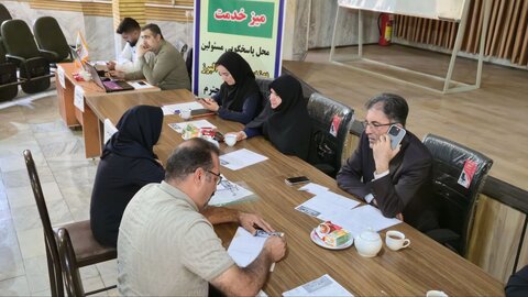 میز خدمت بهزیستی البرز همزمان با آغاز هفته دولت برگزار شد