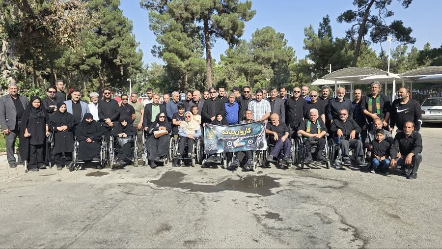 حرکت کاروان پیاده 60 نفره کارکنان و مددجویان سازمان بهزیستی کشور به سمت حرم مطهر امام رضا (ع)