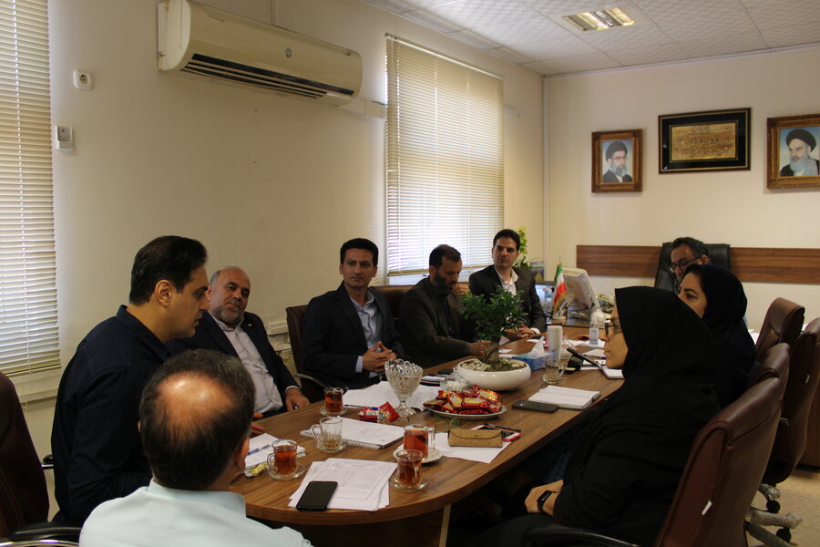 جلسه راه اندازی پنل خورشیدی