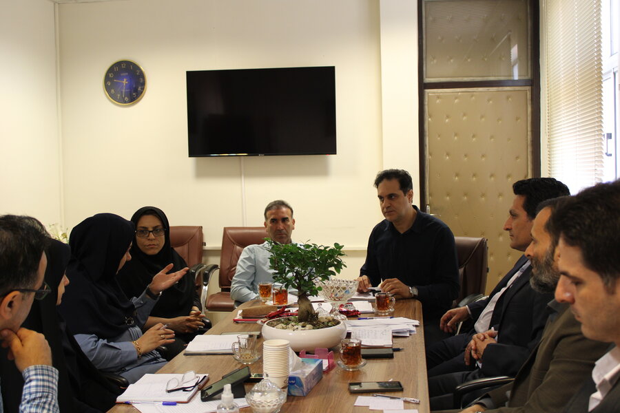 جلسه راه اندازی پنل خورشیدی