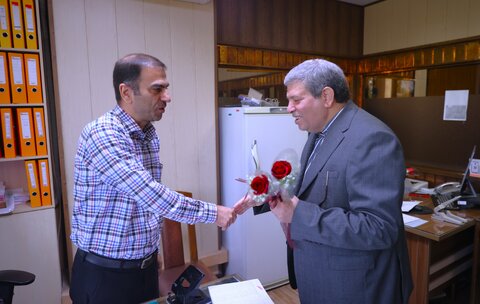 تقدیر از کارکنان ستاد بهزیستی کشور به مناسبت  فرا رسیدن روز کارمند