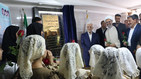 گزارش تصویری از آیین افتتاح همزمان 101 واحد مسکونی مدجویان با حضور استاندار و نماینده ولی فقیه در استان در هفته دولت