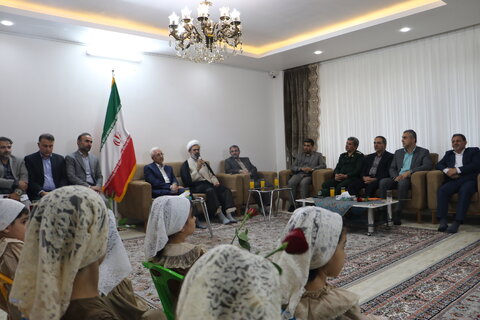 گزارش تصویری از آیین افتتاح همزمان 101 واحد مسکونی مدجویان با حضور استاندار و نماینده ولی فقیه در استان در هفته دولت