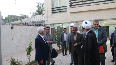 گزارش تصویری از آیین افتتاح همزمان 101 واحد مسکونی مدجویان با حضور استاندار و نماینده ولی فقیه در استان در هفته دولت