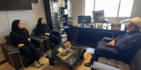 چهارباغ | تجلیل رئیس بهزیستی از مسئول ستاد اقامه نماز