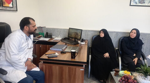 ساوجبلاغ | به مناسبت گرامیداشت روز پزشک / از پزشک کمیسیون پزشکی بهزیستی ساوجبلاغ تجلیل شد