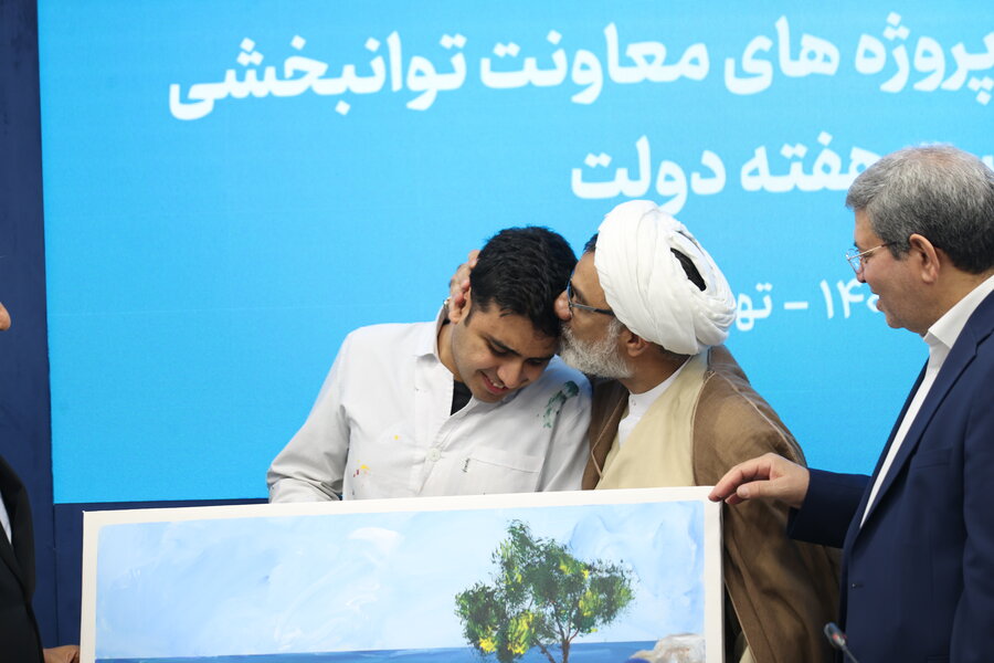 رنگ‌ها و نغمه‌های اوتیسم