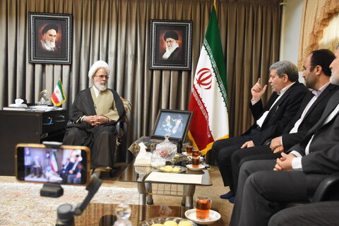 گزارش تصویری از حضور وزیر رفاه و رئیس بهزیستی کشور در کرمانشاه