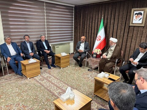 دیدار وزیر رفاه و رئیس سازمان بهزیستی کشور با نماینده ولی فقیه در استان کردستان