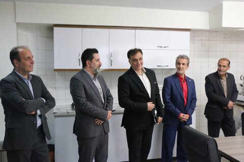 بازدید مدیران ارشد سازمان بهزیستی از مرکز مشاوره تلفنی 1480 همدان