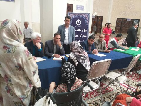 میز ارتباطات مردمی به مدیرکل بهزیستی فارس به مناسبت هفته ی دولت