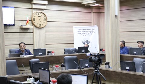 بررسی راهکارهای علمی مقابله با معضل خودکشی