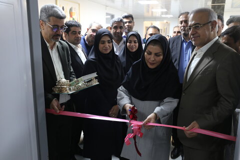 گزارش تصویری | افتتاح مرکز نگهداری سالمندان با حضور استاندار هرمزگان