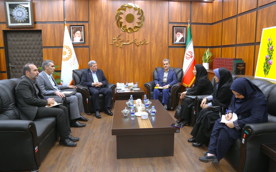 جلسه با پیام آوران همیاری (چترا)