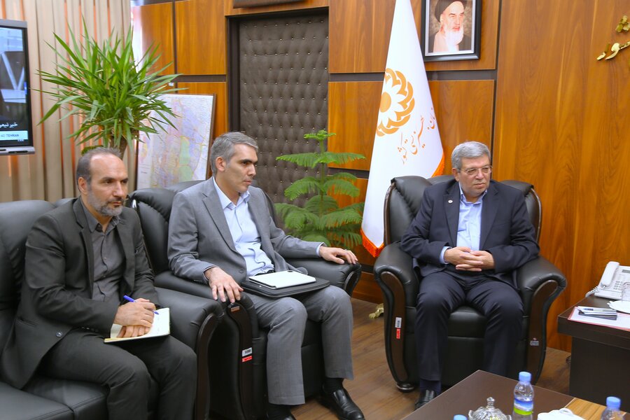 جلسه با مرکز پیام آوران همیاری