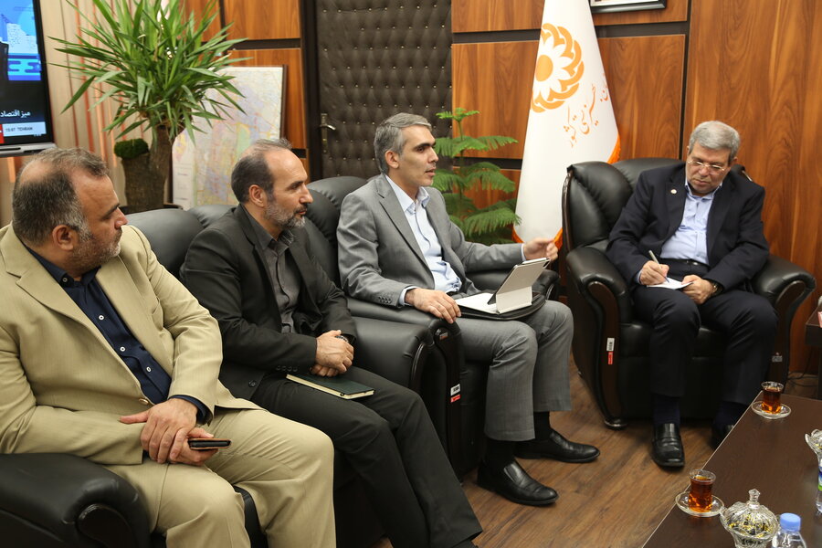 جلسه با مرکز پیام آوران نور همیاری