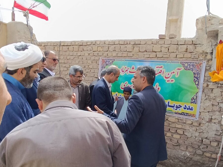 افتتاح همزمان ۲۰ نیروگاه ۵ مگاواتی خورشیدی در هیرمند