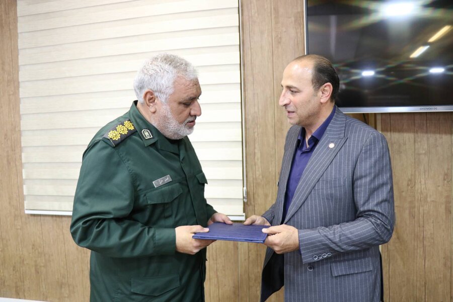 انعقاد تفاهم‌نامه همکاری مشترک میان بهزیستی آذربایجان‌غربی و سپاه شهدا به مناسبت هفته دولت