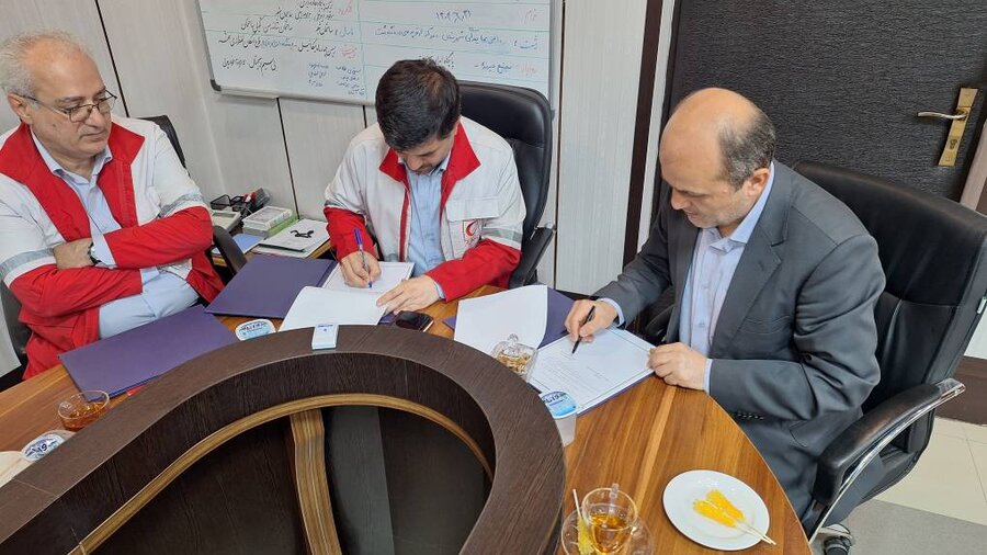 انعقاد تفاهم نامه همکاری مشترک میان اداره کل بهزیستی و جمعیت هلال احمر استان گیلان انعقاد تفاهم نامه همکاری مشترک میان اداره کل بهزیستی و جمعیت هلال احمر استان گیلان