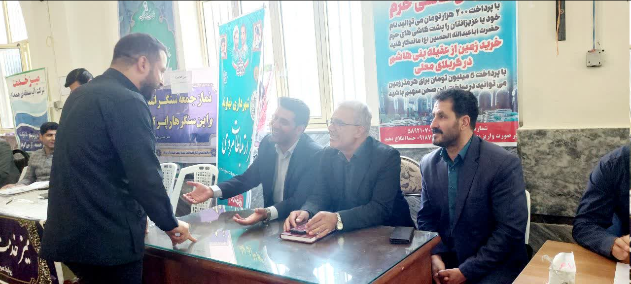 نهاوند/برگزاری میزخدمت حضوری و پاسخگویی به درخواست های مردمی توسط بهزیستی نهاوند