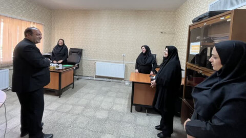 حضورسرزده معاون هماهنگی امور عمرانی  فرمانداری شهرستان ساوجبلاغ دراداره بهزیستی شهرستان ساوجبلاغ