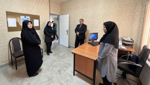 حضورسرزده معاون هماهنگی امور عمرانی  فرمانداری شهرستان ساوجبلاغ دراداره بهزیستی شهرستان ساوجبلاغ