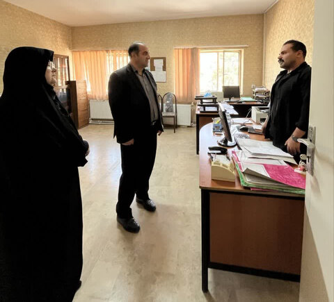 حضورسرزده معاون هماهنگی امور عمرانی  فرمانداری شهرستان ساوجبلاغ دراداره بهزیستی شهرستان ساوجبلاغ