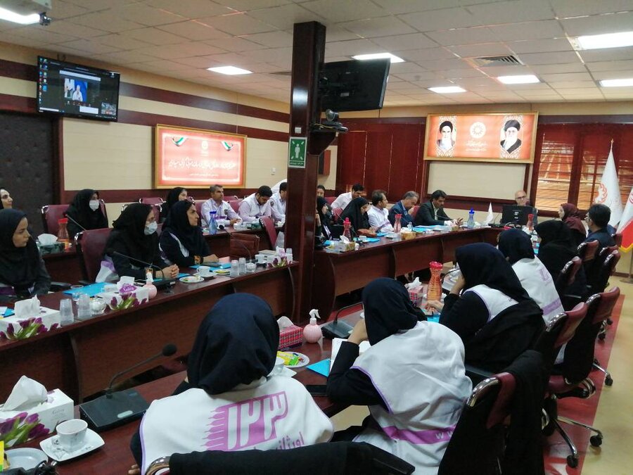 خراسان جنوبی-به مناسبت فرارسیدن سالروز تأسیس اورژانس اجتماعی و همزمان با کل کشور نیروهای اورژانس اجتماعی در مرکز استان تقدیر شدند