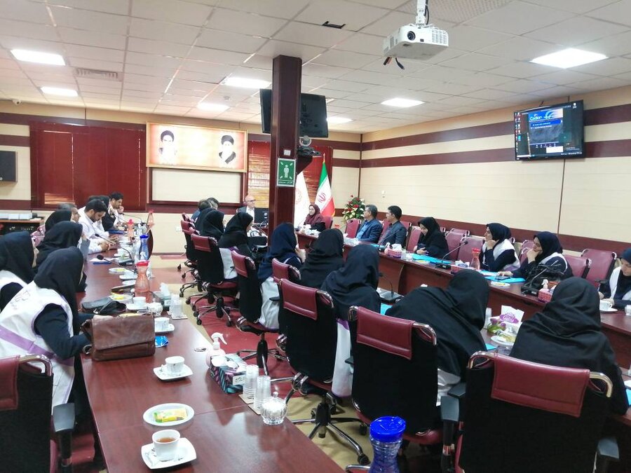 خراسان جنوبی-به مناسبت فرارسیدن سالروز تأسیس اورژانس اجتماعی و همزمان با کل کشور نیروهای اورژانس اجتماعی در مرکز استان تقدیر شدند