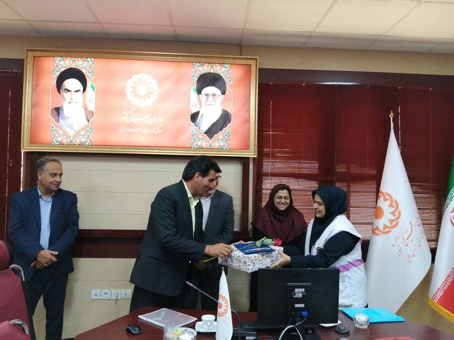 خراسان جنوبی-به مناسبت فرارسیدن سالروز تأسیس اورژانس اجتماعی و همزمان با کل کشور نیروهای اورژانس اجتماعی در مرکز استان تقدیر شدند