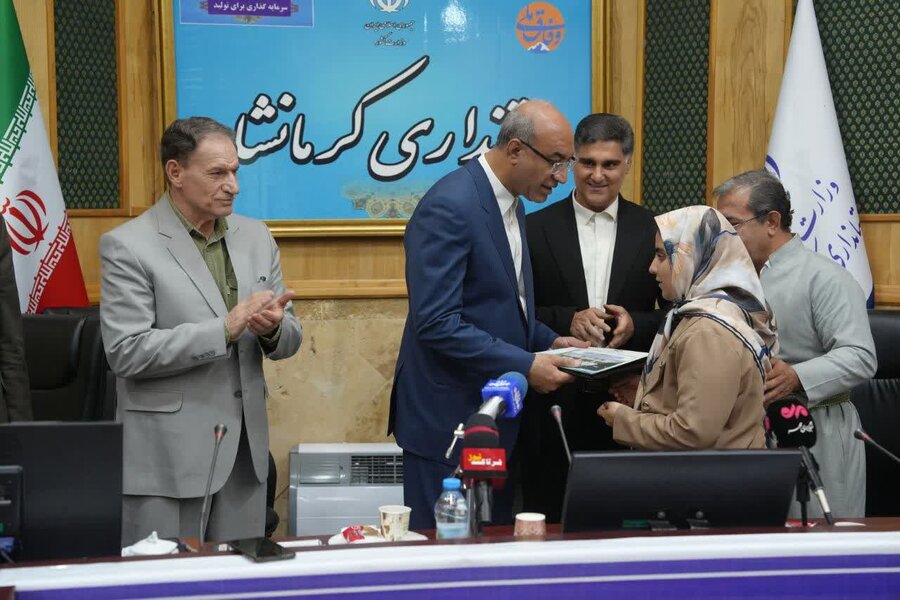 تجلیل استاندار کرمانشاه از رتبه‌های برتر کنکور سراسری