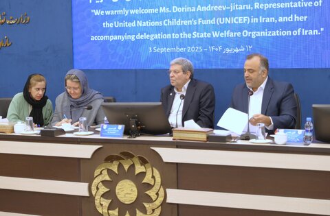 دستیابی به نتایج ملموس و پایدار برای جامعه هدف با بهره گیری همزمان از تجارب بین المللی و منابع داخلی