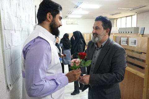 مراسم بیست‌وششمین سالگرد تأسیس اورژانس اجتماعی در همدان