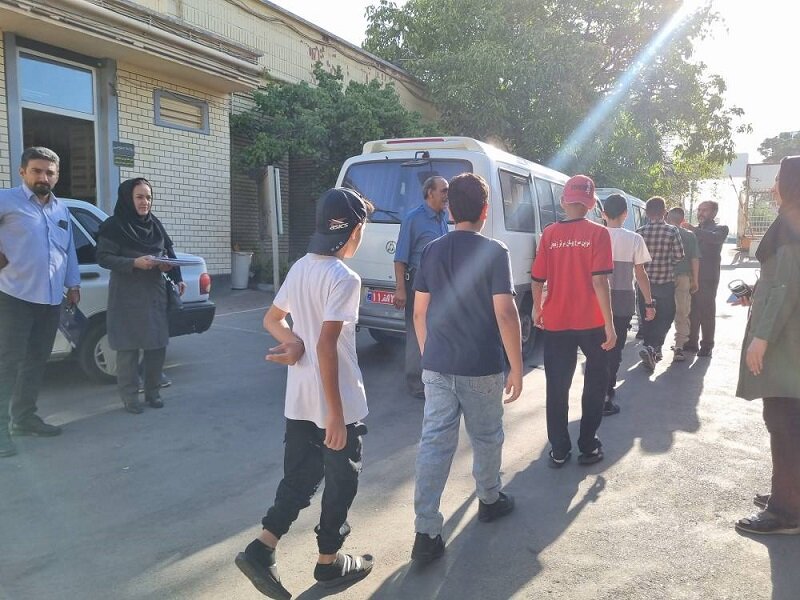 تیم فرزندان بهزیستی زنجان زیر۱۴ سال عازم مسابقات فوتسال فرزندان بهزیستی کشور شد