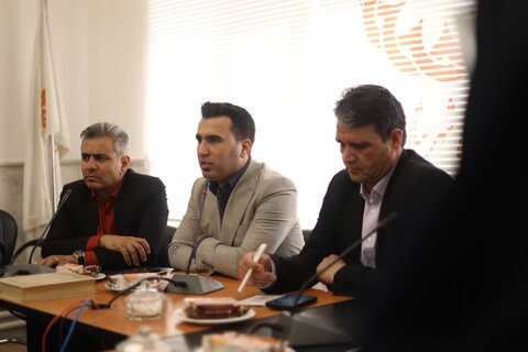 نشست مدیرکل با کارکنان بهزیستی نیشابور