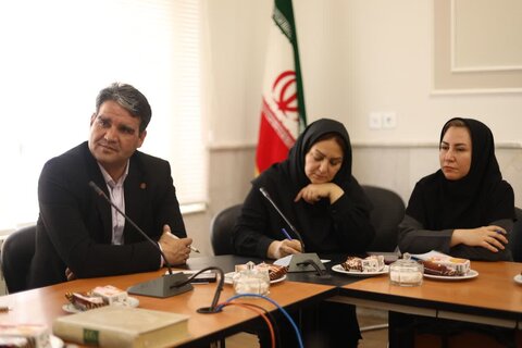 نشست مدیرکل با کارکنان بهزیستی نیشابور