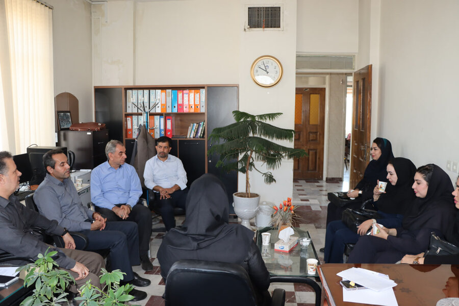 برگزاری جلسه در خصوص نحوه همکاری بهزیستی  با شرکتهای متقاضی نیروکار در راستای درآمد زایی وایجاد اشتغال مددجویان 