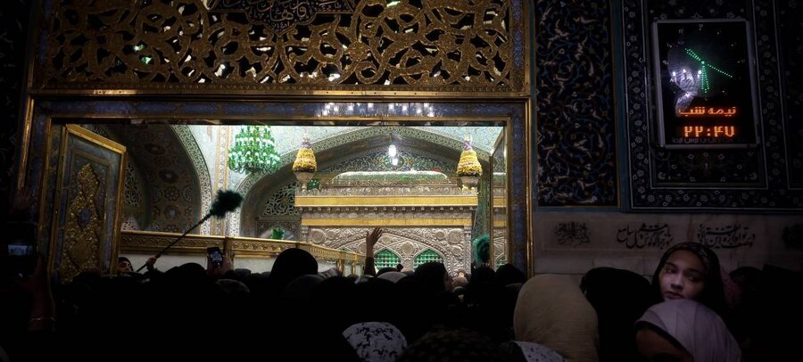 از دل آتش تا صحن بهشت؛ مربیان و اورژانسی‌ها مهمان امام رضا(ع)  