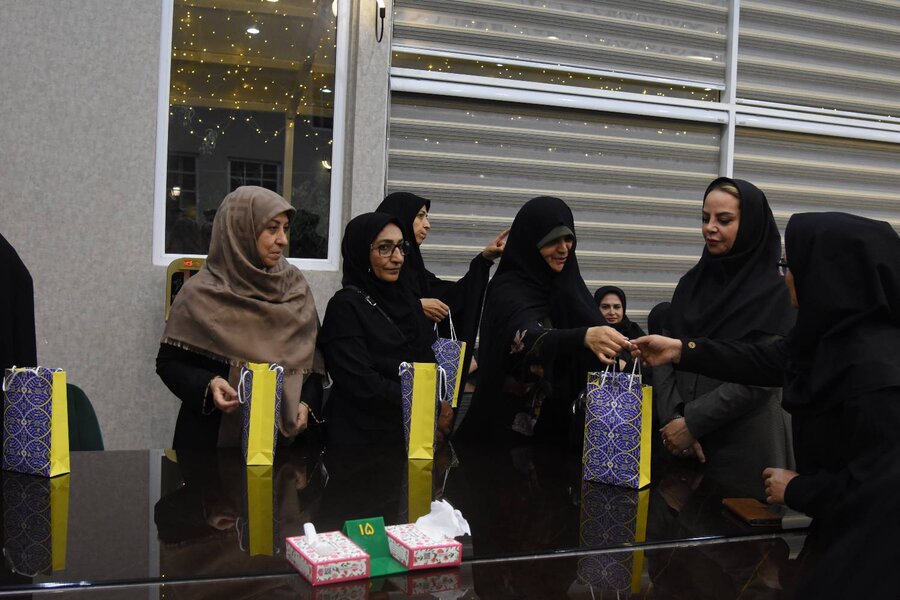 از دل آتش تا صحن بهشت؛ مربیان و اورژانسی‌ها مهمان امام رضا(ع)  