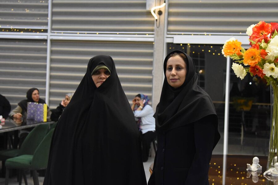 از دل آتش تا صحن بهشت؛ مربیان و اورژانسی‌ها مهمان امام رضا(ع)  