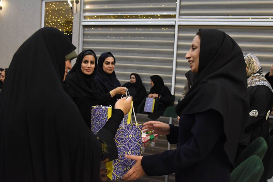 از دل آتش تا صحن بهشت؛ مربیان و اورژانسی‌ها مهمان امام رضا(ع)  