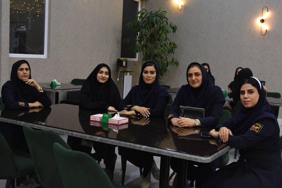 از دل آتش تا صحن بهشت؛ مربیان و اورژانسی‌ها مهمان امام رضا(ع)  