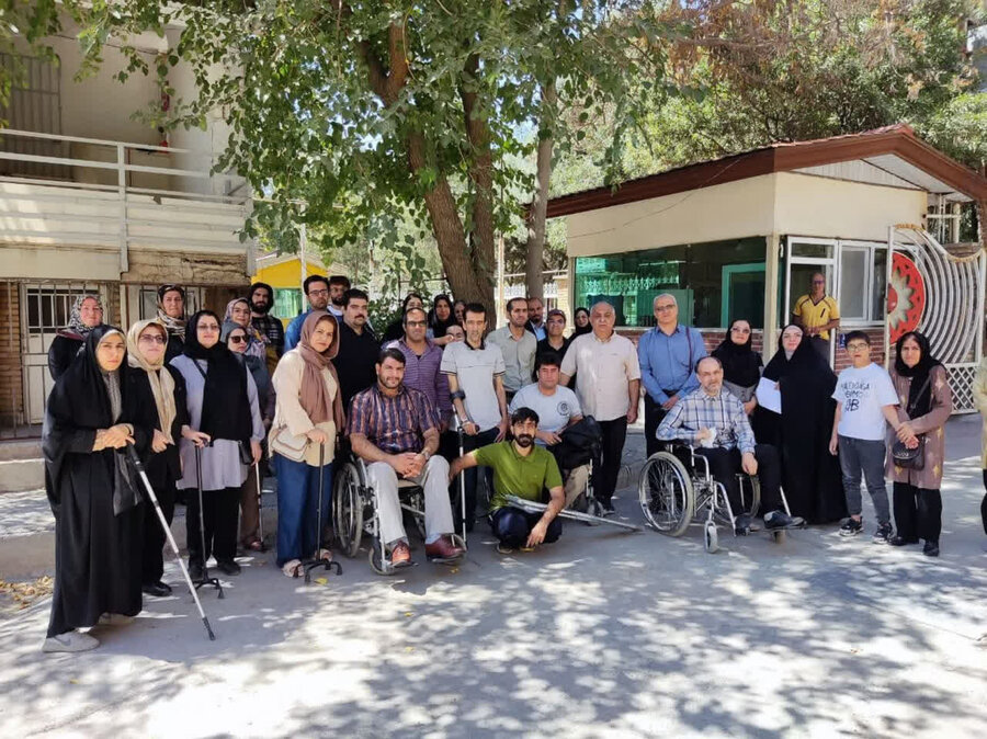 تاب‌آوری افراد دارای معلولیت در بحران و پس‌از بحران