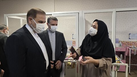 بازدید از خانه چتر