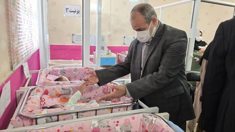 بازدید از خانه چتر