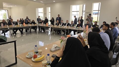 بازدید از خانه چتر