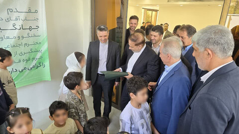 بازدید از خانه چتر