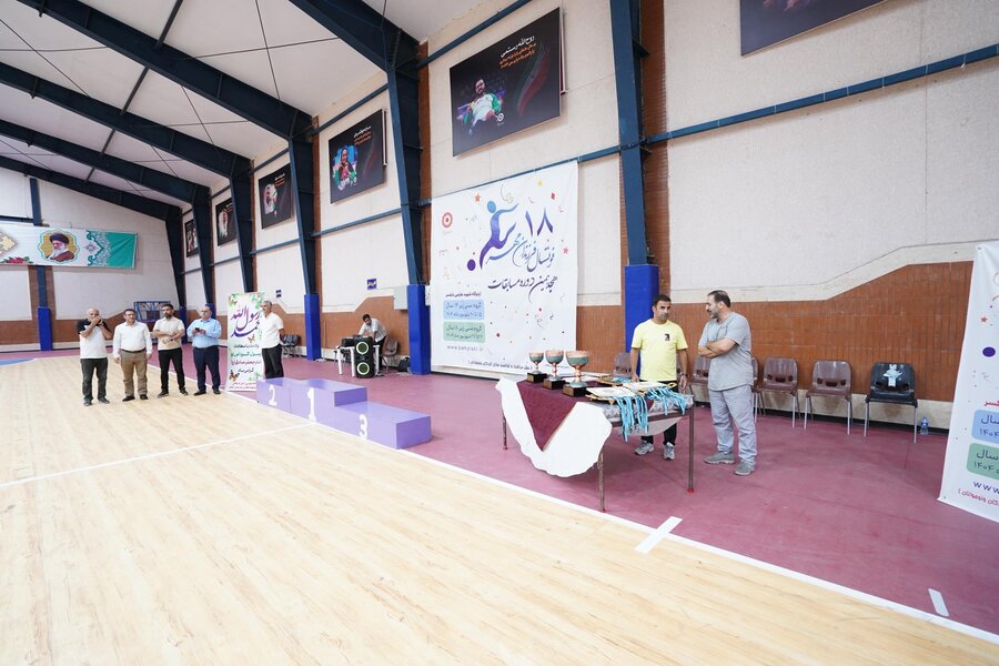 فوتسال فرزندان مهر