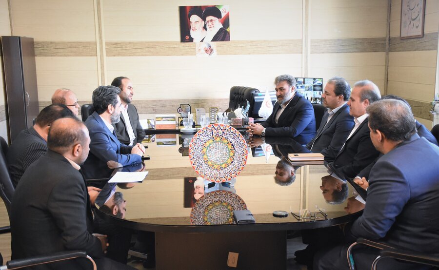 نشست مسئولان بهزیستی و بانک رفاه استان کرمانشاه