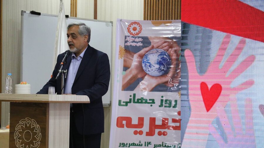 همایش تجلیل و پاسداشت از خیرین و سفیران مهربانی